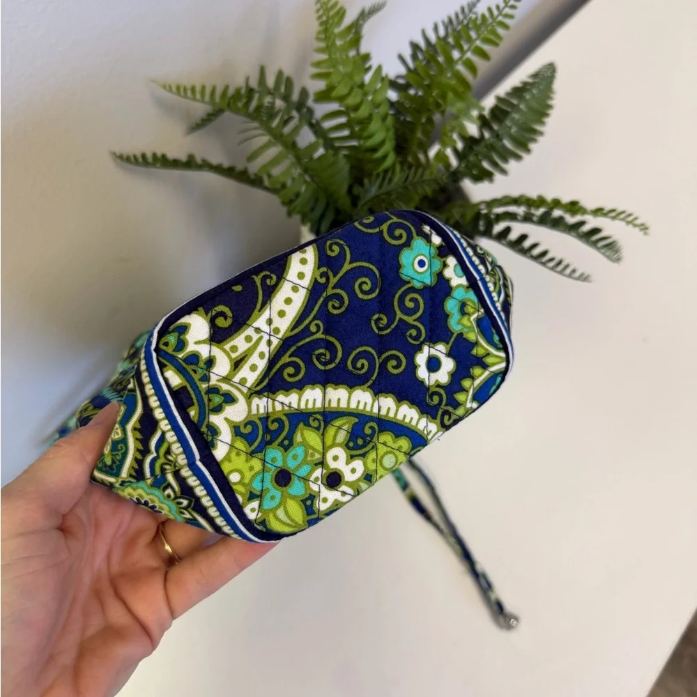 Vera Bradley Vera Bradley Rhythm & Blues Quilted Cotton Wine Bag